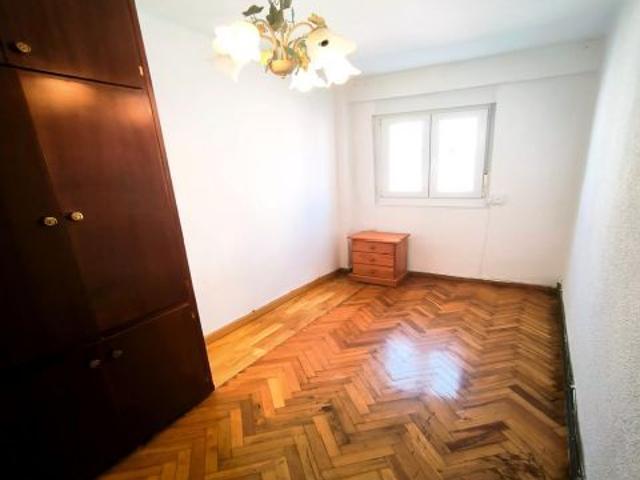 ESTUPENDO PISO DE 2 HABITACIONES EN LA ZONA DE GENERAL DAVILA Y PROXIMO AL CENTRO DE SANTANDER