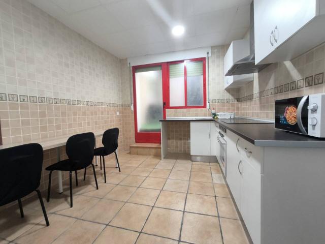 Estupendo piso en alquiler en Los Rectores