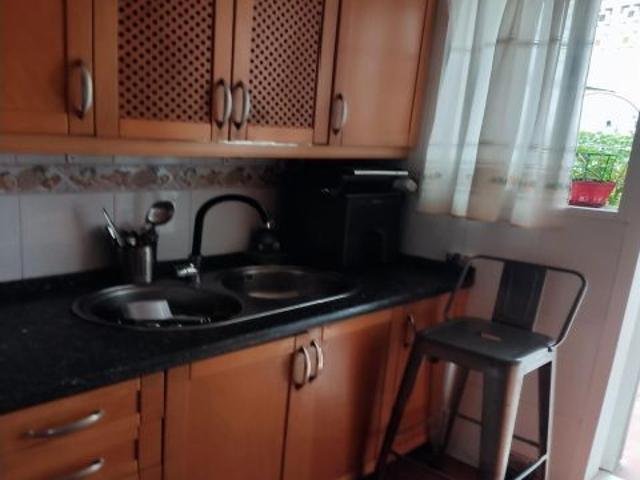 ESTUPENDO PISO PARA ENTRAR A VIVIR PROXIMO AL CARMEN