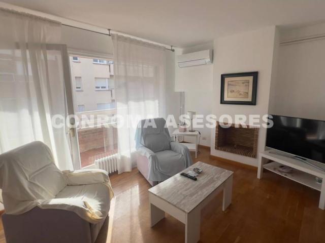 ESTUPENDO Y AMPLIO PÌSO EN VENTA, A SOLO 50MTS DE PLAYA, LLORET DE MAR