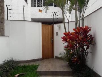 Estupenda casa cerca al golf