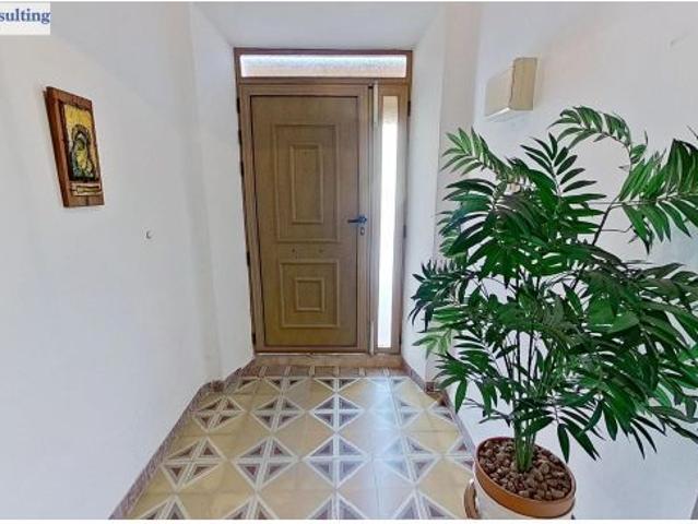 ESTUPENDA CASA CON 3 HABITACIONES Y PATIO EN POZOCAÑADA