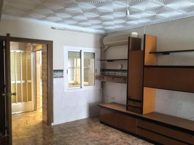 Estupenda casa en Guadalupe para inversión