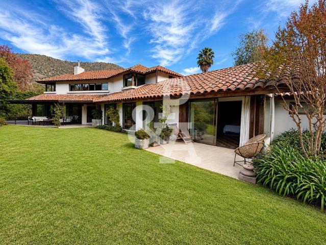 ESTUPENDA CASA / JARDIN DE LA DEHESA NEWLAND