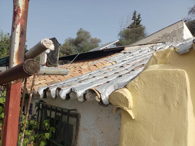 ESTUPENDA PARCELA CON VISTAS ESPECTACULARES Y CASA DE CAMPO EN OLIAS MÁLAGA