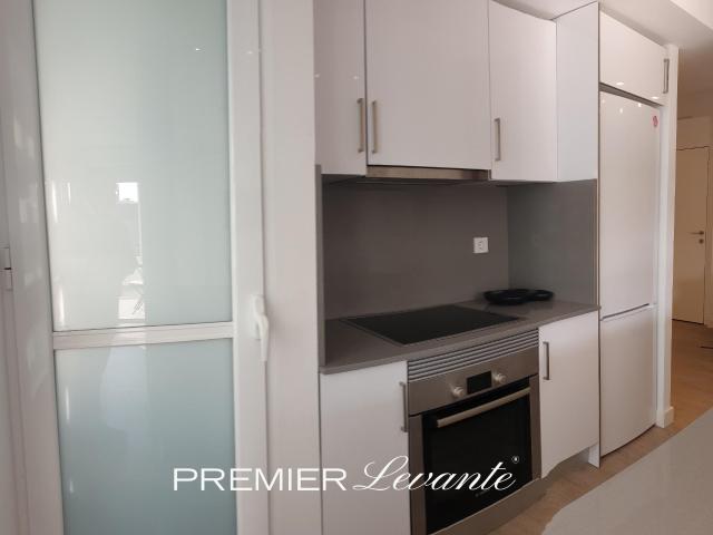 Estupenda vivienda con reforma integral, en el centro de Alicante, moderna y luminosa, 2hab 1baño