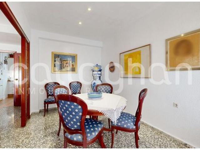 Estupenda Vivienda en Benimámet de tres habitaciones