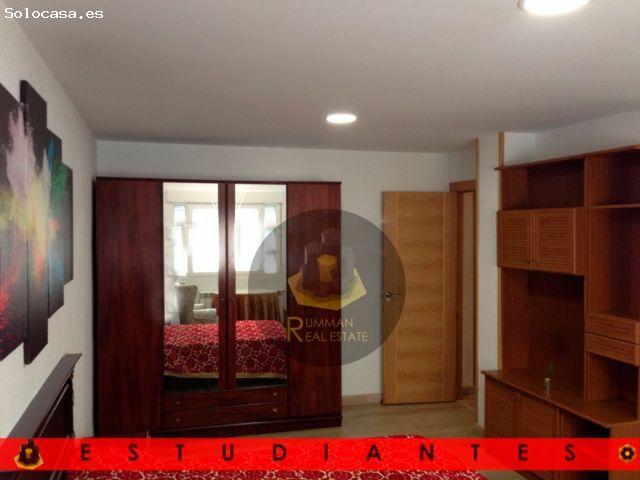 EST/ Bonito piso para ESTUDIANTES con CUATRO dormitorios en Glorieta de Arabial