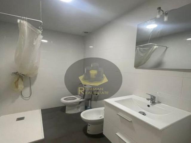 EST/ ERASMUS/ Estupendo piso amueblado para ESTUDIANTES con CUATRO dormitorios en Pedro Antonio
