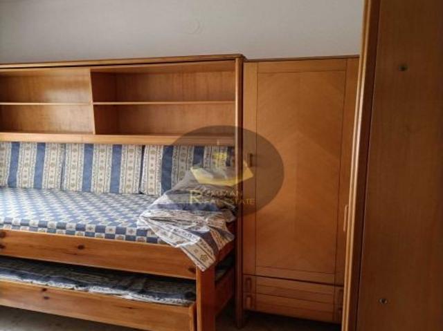 EST/ Piso amueblado con CUATRO dormitorios en Pedro Antonio de Alarcón