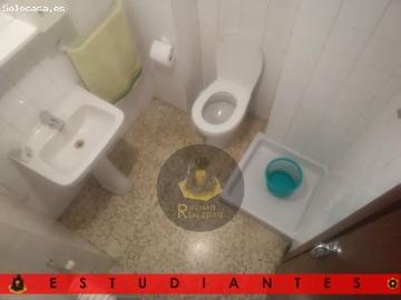 EST/ Piso amueblado de CUATRO dormitorios en Camino de Ronda