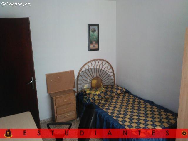 EST/ Piso amueblado de CUATRO dormitorios en Camino de Ronda
