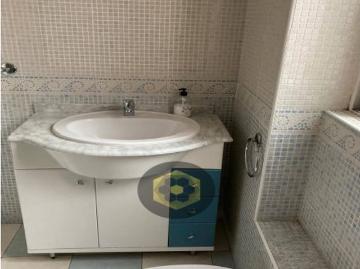 EST/ Piso amueblado para ESTUDIANTES con CUATRO dormitorios en San Ildefonso