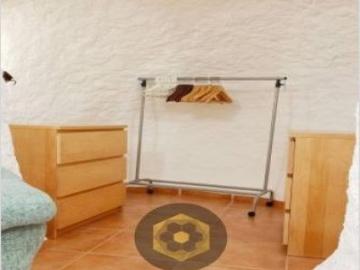 EST/ Piso de DOS dormitorios en zona Triunfo Jardín