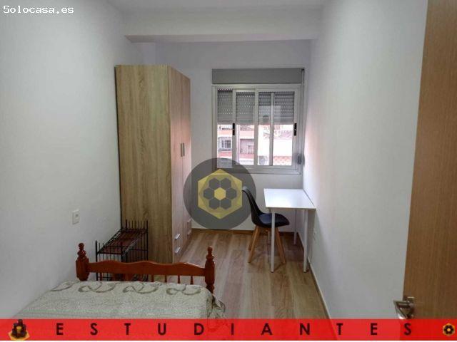 EST/ Piso en alquiler para ESTUDIANTES con CUATRO dormitorios en zona Gran Capitán