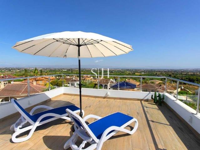 Esta moderna villa de lujo se encuentra en una de las zonas. 227m² Ciudad Quesada