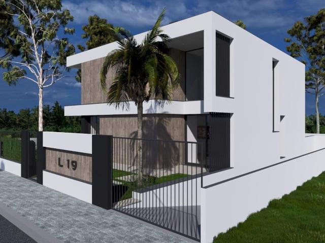 Esta moradia situada na Guia, com início de obra no primeiro. 273m² Albufeira e Olhos de Água