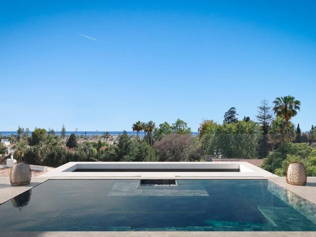 Esta exclusiva colección de tan solo tres villas contemporán. 782m² San Pedro de Alcántara