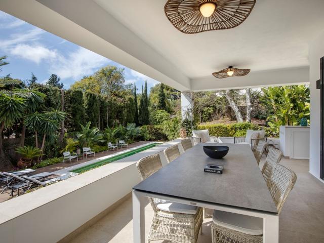 Esta exquisita villa de lujo, situada en la prestigiosa La z. 496m² Marbella