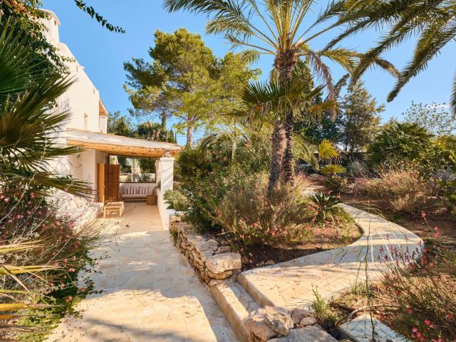 Esta exquisita finca reformada de 8 dormitorios es una autén. 760m² Santa Eulalia del Río