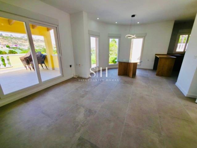 Esta elegante villa goza de una ubicación privilegiada en pr. 140m² Ciudad Quesada