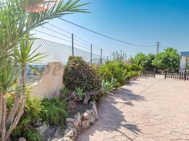 Esta es una de nuestras casas de campo en España, localizada. 143m² Almayate Alto