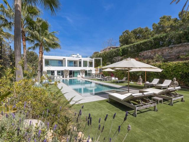 Esta fantástica villa disfruta de una ubicación perfecta a t. 525m² Eivissa Sant Antoni de Portmany