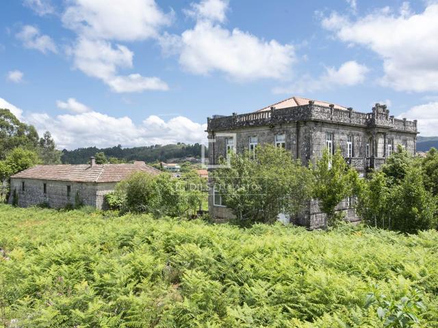 Esta fantástica y exclusiva casa de estilo indiano inició su. 849m² Pazos