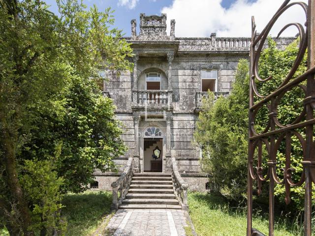 Esta fantástica y exclusiva casa de estilo indiano inició su. 849m² Pazos de borbén
