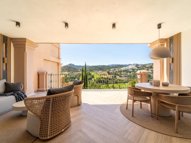 Esta impresionante casa adosada ha sido recientemente someti. 205m² Benahavís