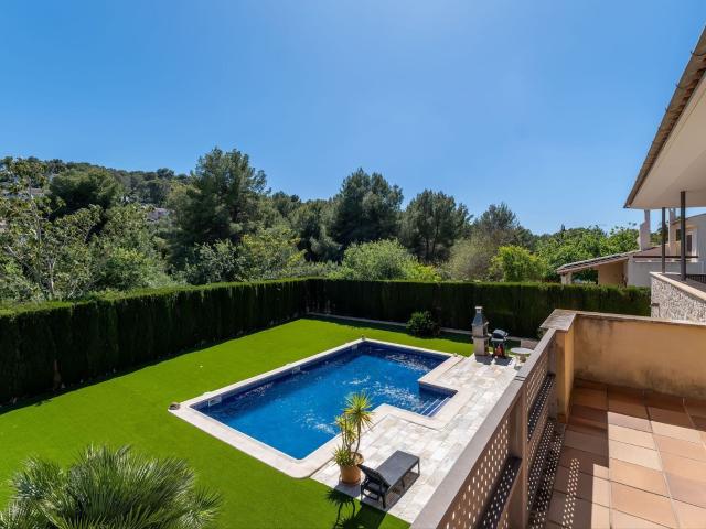 Esta propiedad en Costa de la Calma es un ejemplo sólido de. 368m² Costa de la Calma