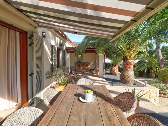 Esta villa bellamente mantenida ofrece una rara oportunidad. 181m² Santa ponça
