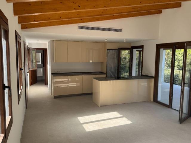Esta villa de nueva construcción se encuentra en la codiciad. 110m² Es Mal Pas