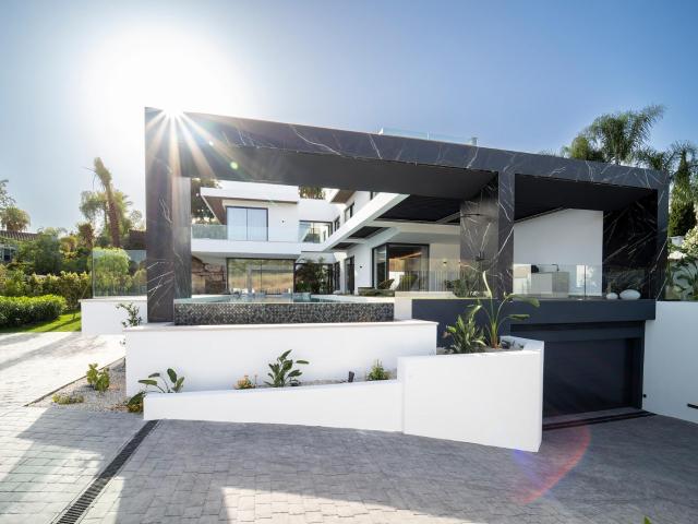 Esta villa es una oportunidad única, lista para entrar a viv. 1182m² Benahavís