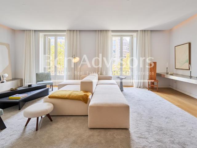 Esta vivienda de obra nueva forma parte de un exclusivo proy. 218m² Barcelona