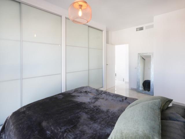 Esta vivienda ubicada en La Finca Golf, Algorfa ofrece un di. 226m² Algorfa
