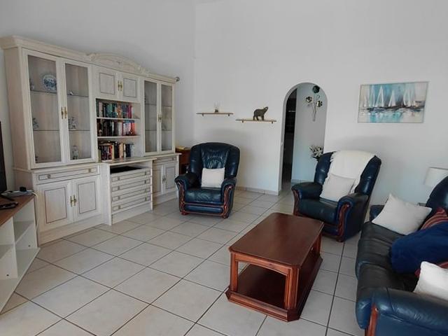Amplia villa de tres dormitorios, dos baños uno en suite c. 0m² Golf Del Sur
