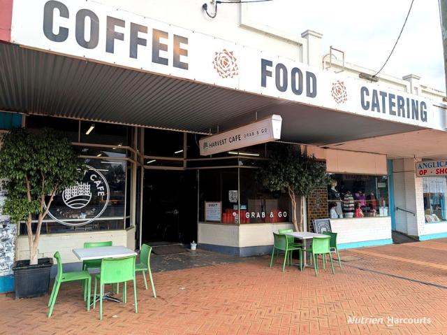 ESTABLISHED WHEATBELT CAFE BUSINESS OFFERED TOGETHER WITH THE FREEHOLD PROPERTY