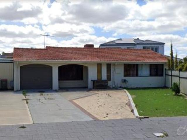 Established Charm in a Quiet Craigie Pocket