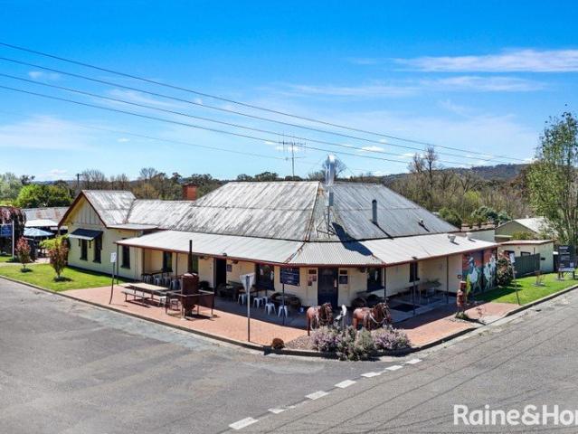 Established Country Pub, Boutique Accommodation & Thriving Community Events Venue