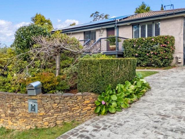 Established Gardens, Elegant Interiors, Exceptional Lifestyle