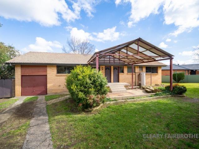 Established Kelso Comfort With Space, Views and Convenience
