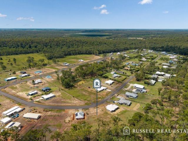 Over An Acre Of Natural Privacy!