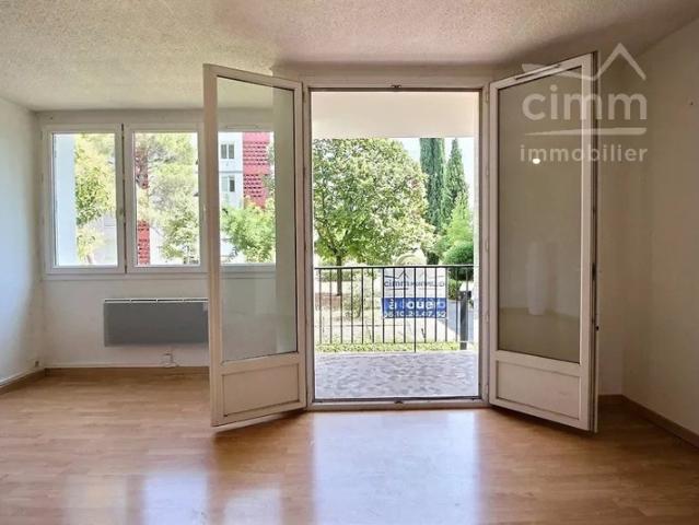Estanove, T3 66m2 + balcon + garage