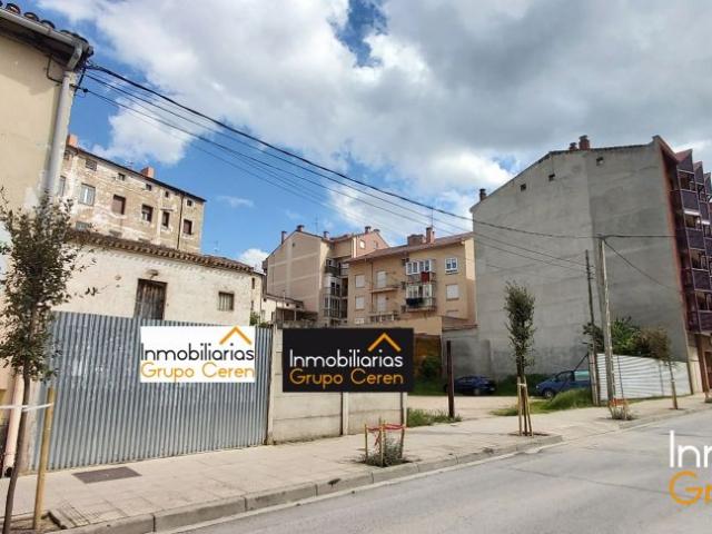 ¿ESTÁS BUSCANDO UNA CASA PARA VIVIR EN EL CENTRO DE LA CIUDAD, O BUSCAS UNA CASA PARA EXPLOTARLA ECONÓMICAMENTE?, SIGUE LEYENDO ESTE ANUNCIO QUE SEGURO QUE TE VA A INTERESAR