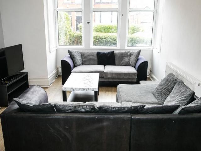Estcourt Avenue, Headingley, Leeds