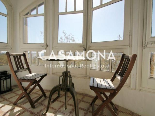 Este apartamento de 60 m² bañado por el sol y con vistas al. 65m² Barcelona