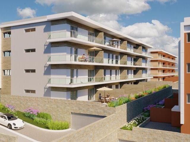 Este apartamento distingue se por uma combinação perfeita en. 130m² Alvor