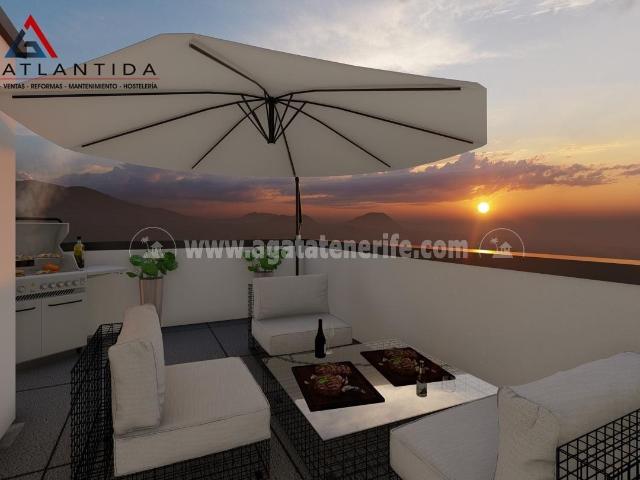 Este chalet de lujo con 4 dormitorios está situado en el Gol. 180m² Golf Del Sur