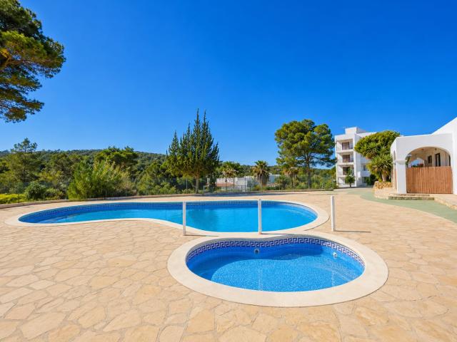 Ubicado a pocos pasos de la Playa S’Arenal Gros en el norte. 40m² Sant Joan de Labritja